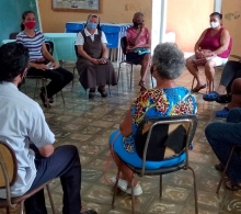 El intercambio con líderes y lideresas facilita los procesos de intervención comunitaria