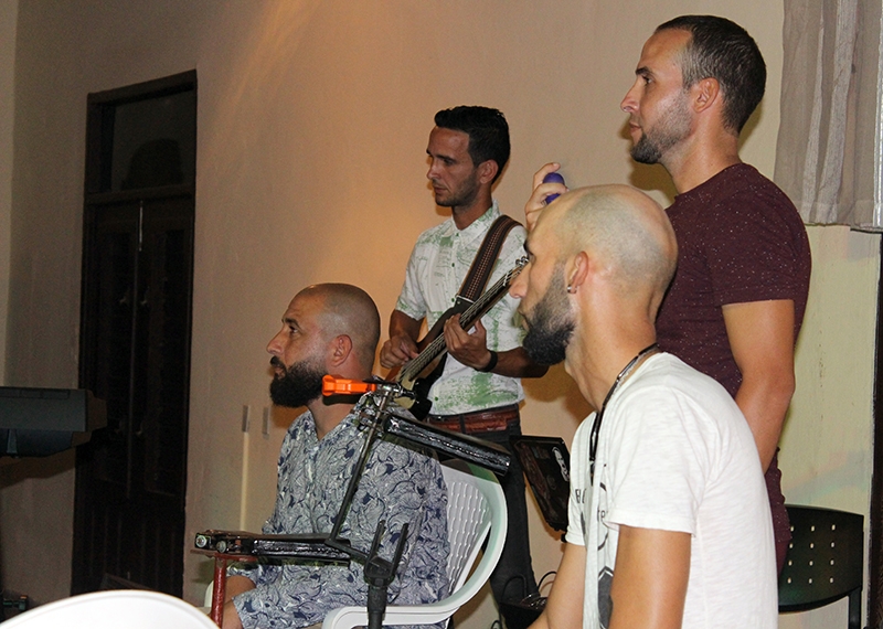 Algunos integrantes de Blend