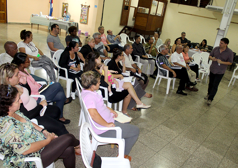 Conferencia del Dr.C Julio A. Fernández Estrada sobre la nueva Reforma Constitucional cubana