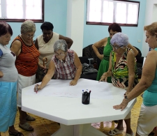 El Club de los 120 realiza una actividad en el CCRD-C