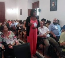 Yamilé Ferrán, propietaria de la lavandería Te lavamos todo, habla sobre los retos que afronta en cuanto a lo ecológico