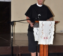 Donna S. Mote, rectora de la Iglesia Episcopal San Pablo en Cayo Hueso, Estados Unidos