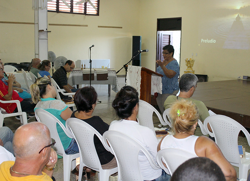 Isis Ruiz, especialista de la Pastoral para la Reflexión y el Diálogo, evocó las temáticas tratadas durante este mes