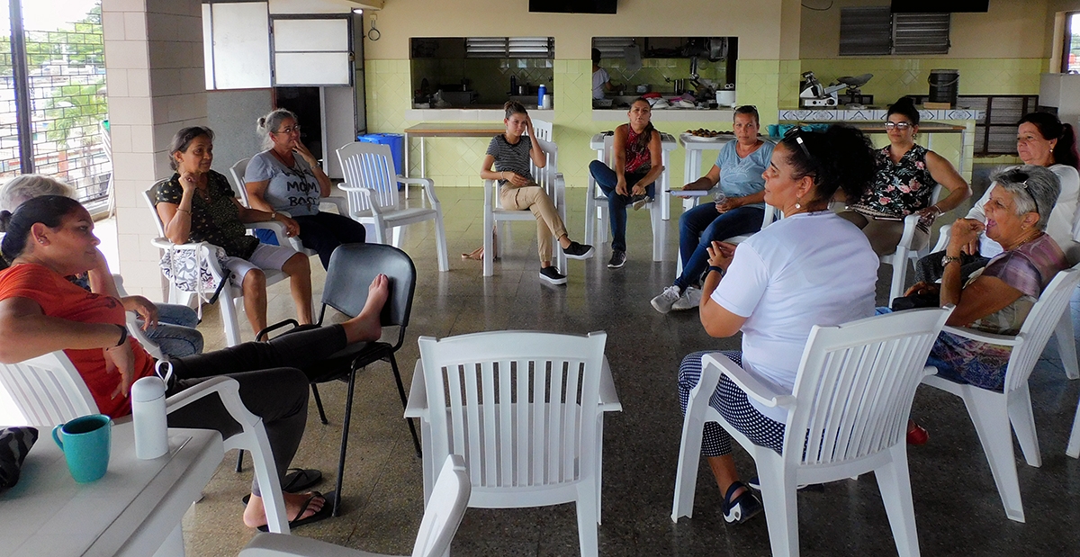 Yenia Pupo, coordinadora de la Pastoral para la Reflexión y el Diálogo del CCRD-Cuba, insistió en la necesidad de hacer partícipe de las tareas del hogar a todos sus integrantes