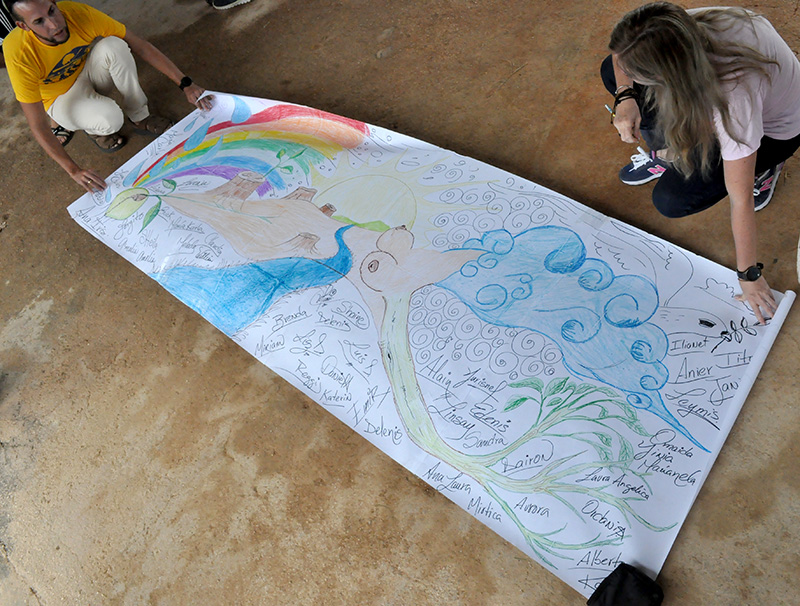 Dibujo realizado por los jóvenes durante los talleres efectuados en agosto