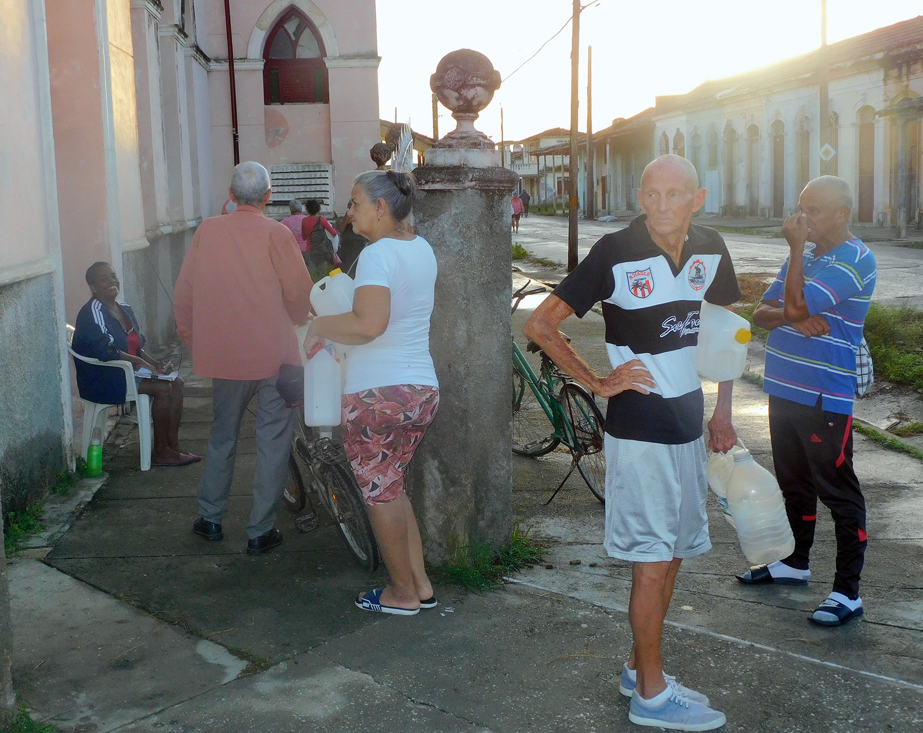 Uno de los problemas en el municipio es el acceso al agua potable purificada, la cual se puede adquirir en la Iglesia Presbiteriana Reformada