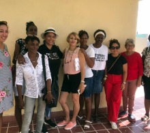 Reunidos con mujeres líderes de barrios marginales en Matanzas, donde el CCRD-Cuba ha ejecutado proyectos contra la violencia de género