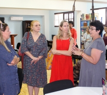 Un tema recurrente durante la visita fue la influencia de las artes para acercarse a la comunidad