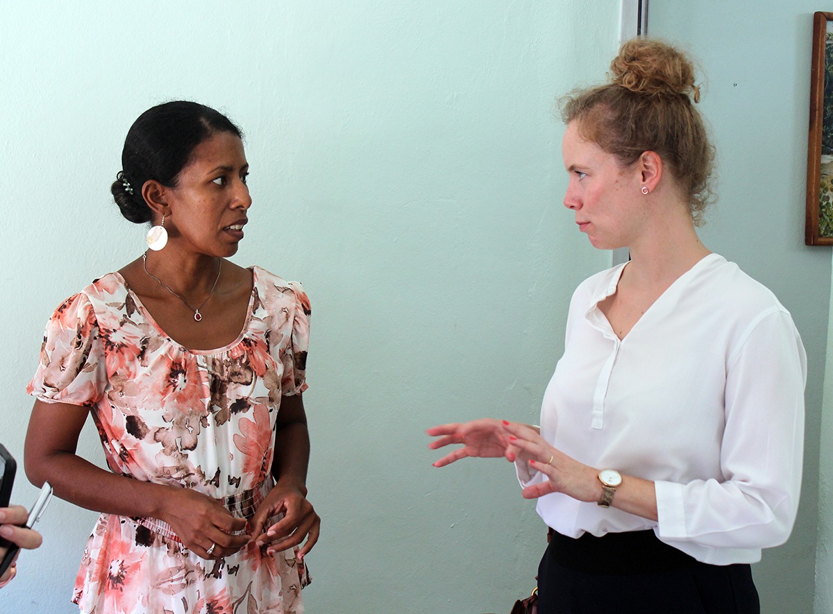Nadia Verwaal conversa con Valia Solis, coordinadora del Programa Psico-Comunitario