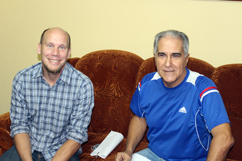 Magnus Halbäter (izquierda), oficial de Diakonía y Pedro González, Coordinador de Proyectos