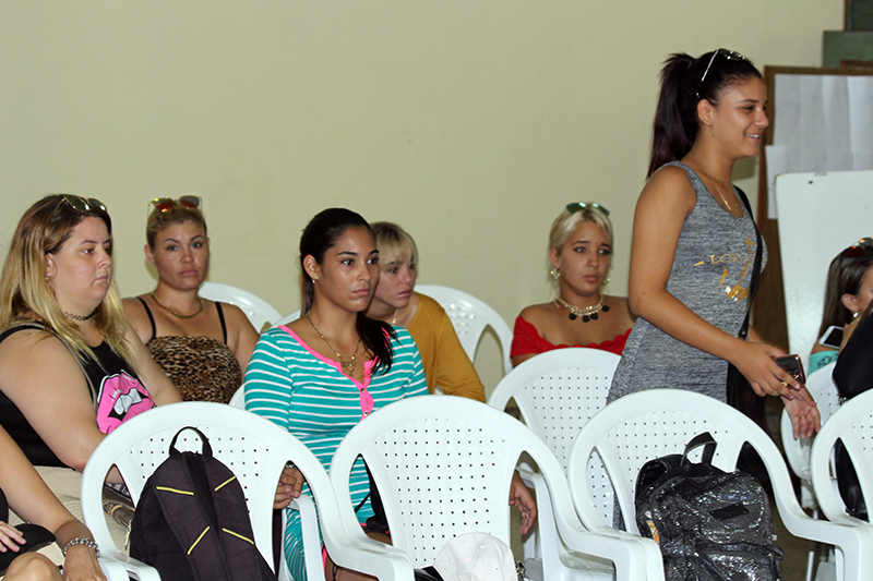 3.-Participantes-al-encuentro-Vivir-la-ciudad-desde-la-cultura-