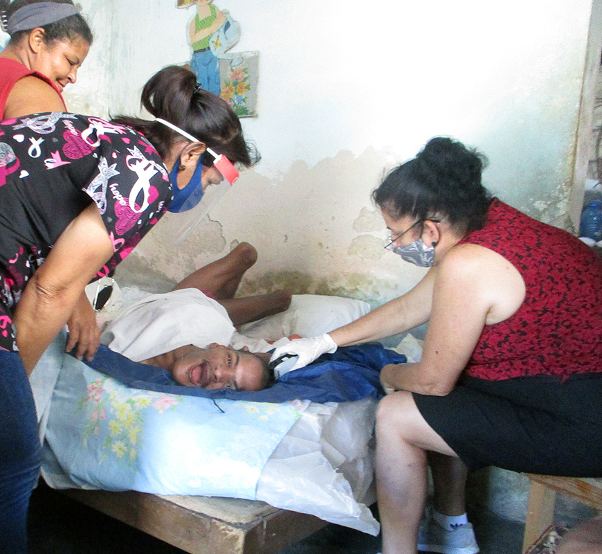 La atención personalizada, así como el cuidado de la salud de los beneficiarios es una premisa de la Pastoral