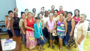 Parte del grupo del Taller sobre gestión de negocios y artes manuales para mujeres emprendedoras.