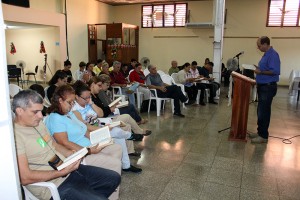 Lectura de la Palabra, por el pastor Samuel Hernández