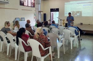 Encuentro sobre las TICs en el CCRD-C. Osmany Fernández, especialista de Publicaciones
