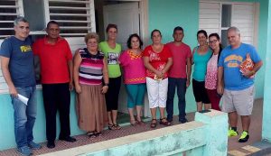 Junto a los miembros del grupo gestor de Jagüey Grande