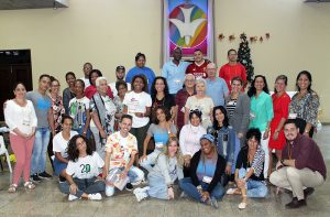 Participantes al evento Liderazgo en el trabajo con adolescentes y jóvenes