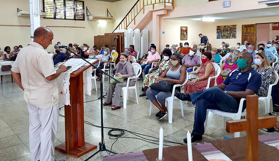 La labor de las instituciones cristianas durante las diferentes etapas de COVID-19 fue comentada por el secretario ejecutivo del CIC, P. Joel Ortega Dopico