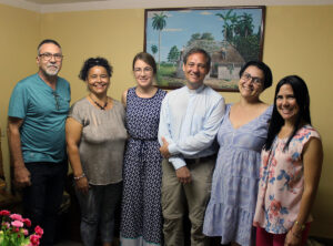 Representantes de la Obra Misionera de Berlín intercambian con directivos y especialistas del CCRD-Cuba