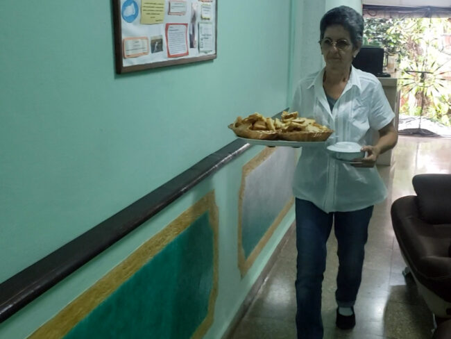 Auxiliar Servicio Betty1