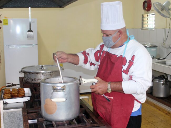 Cocinero Román