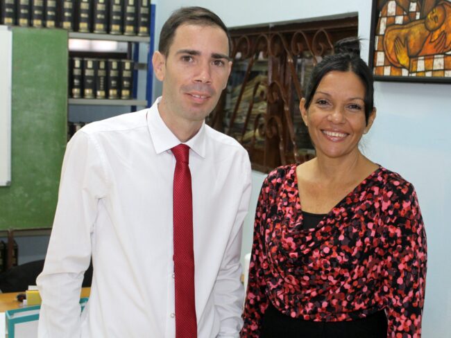 Biblioteca Denise y Juan Carlos1