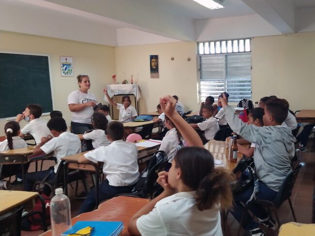 Psicologa en escuela