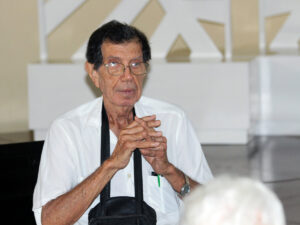 El conversatorio del Dr. Roberto Hassan incitó a compartir sobre las distintas maneras para alcanzar una longevidad satisfactoria