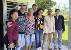 Oficiales del CCM y representantes del CCRD-Cuba visitan a beneficiarios de ayuda humanitaria en Pinar del Río