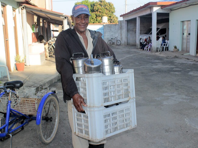 Pastoral distribuidor de cantinas Leonardo Pastoral distribuidor de cantinas Leonardo