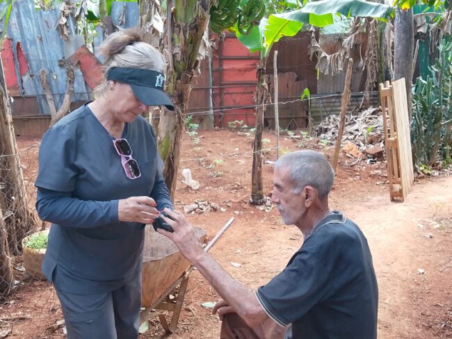 Pastoral servicio recortar uñas