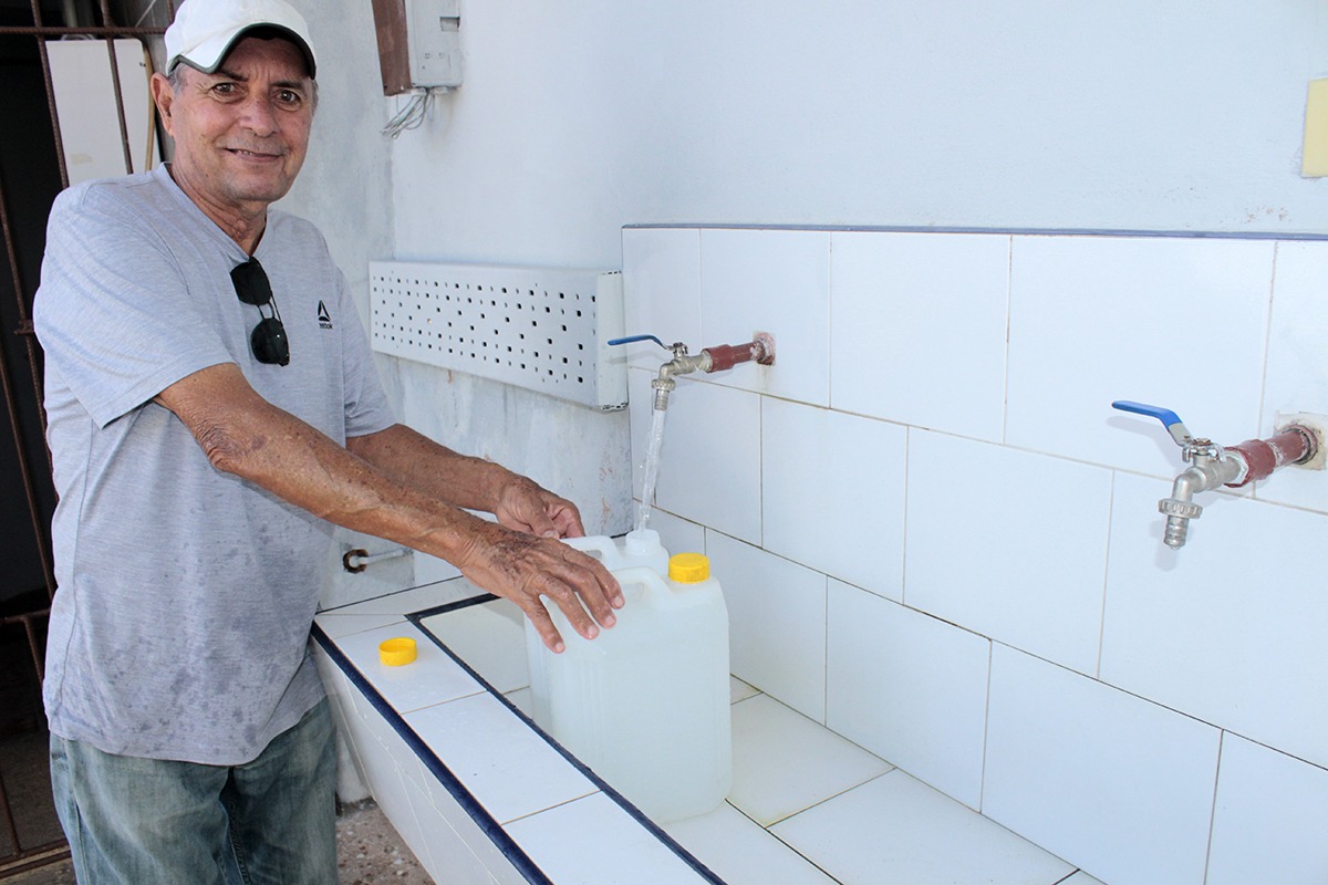 La comunidad se beneficia del servicio de abasto de agua purificada